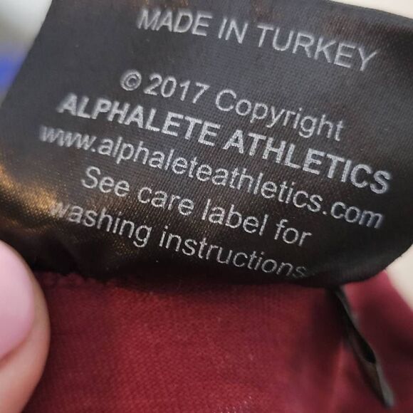 Alphalete Long Sleeve Crewneck Athletic Shirt Logo Maroon Medium - Picture 4 of 4